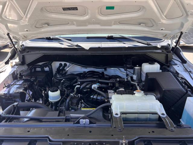 2021 Nissan 3500 SV Standard Roof V8