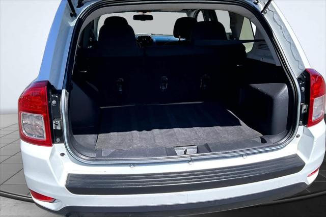 2012 Jeep Compass Sport