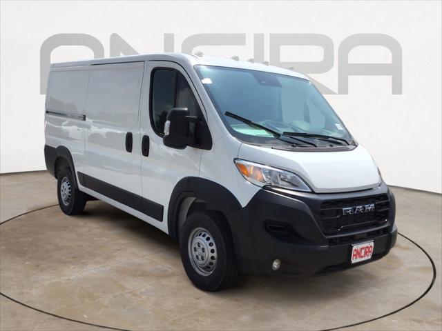 2026 Ram ProMaster Cargo Van Tradesman Low Roof 136" WB w/Pass Seat