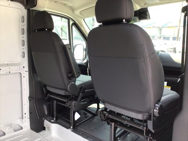 2026 Ram ProMaster Cargo Van Tradesman Low Roof 136" WB w/Pass Seat