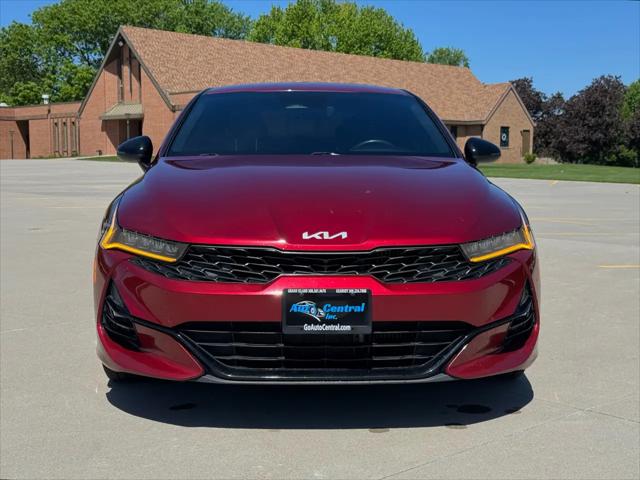 2022 Kia K5 GT-Line