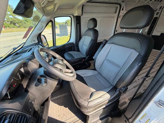 2025 Ram ProMaster 2500 Cargo Van Tradesman High Roof 159" WB w/Pass Seat
