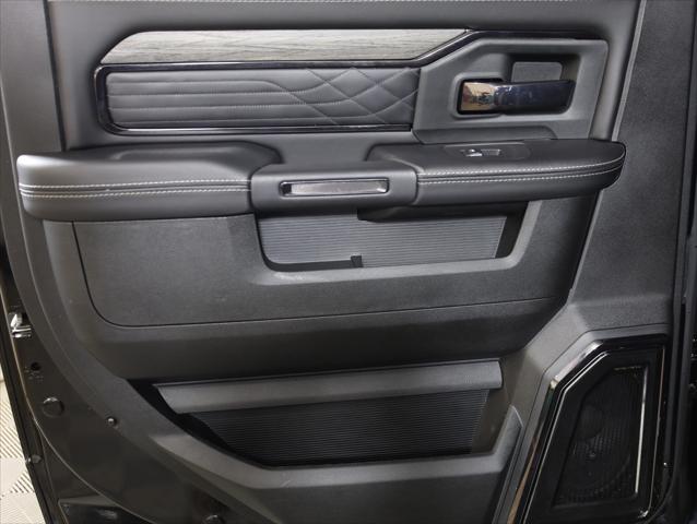 2025 Ram 3500 Limited Mega Cab 4x4 6'4" Box