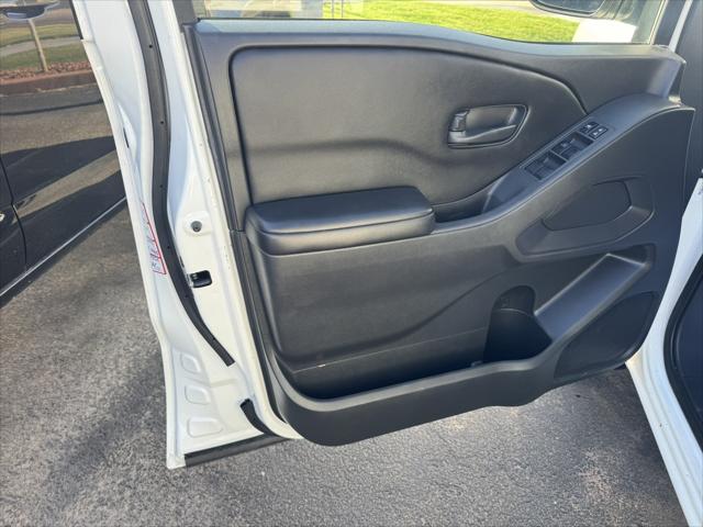 2025 Nissan Frontier Crew Cab S 4x2