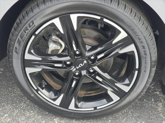2023 Kia K5 GT-Line