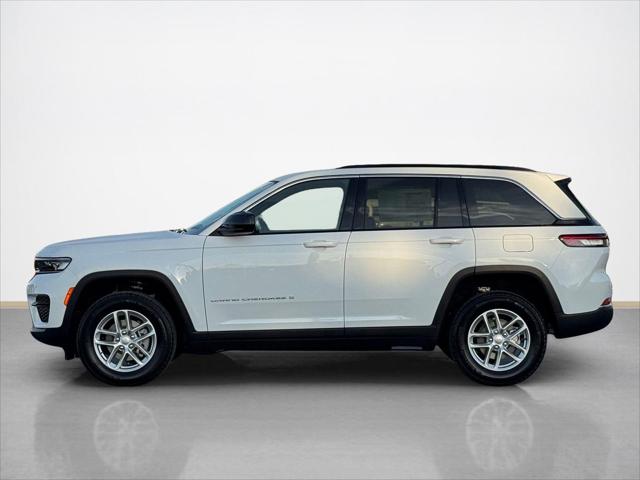 2026 Jeep Grand Cherokee Laredo 4x4