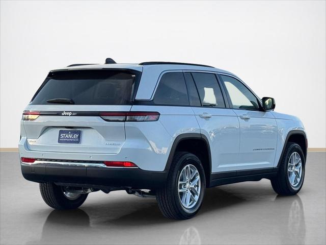 2026 Jeep Grand Cherokee Laredo 4x4