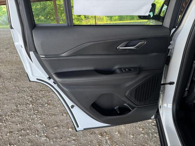 2026 Jeep Grand Cherokee Laredo 4x4