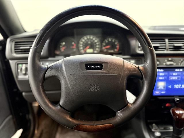 2004 Volvo C70 HT
