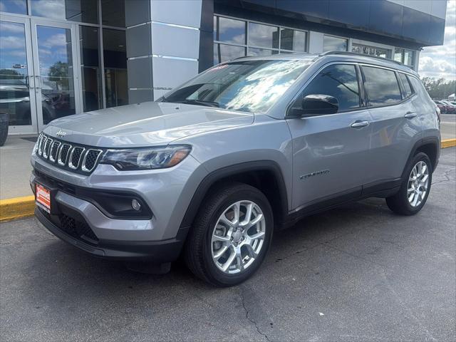 2023 Jeep Compass Latitude Lux FWD