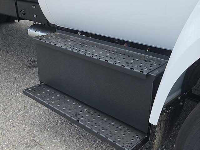 2027 Ford F-650 Straight Frame Gas F-650 SD Gas Straight Frame