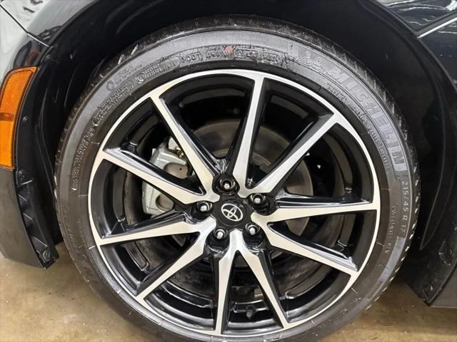 2025 Toyota GR86 Base