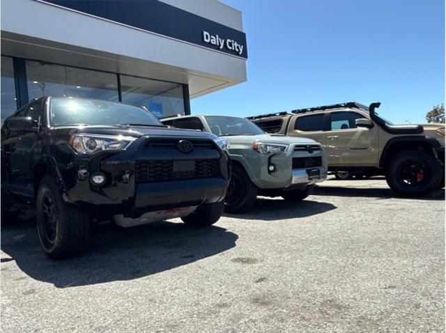 2023 Toyota 4Runner TRD Off Road