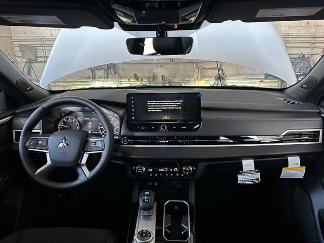 2026 Mitsubishi Outlander LE 1.5T 2WD