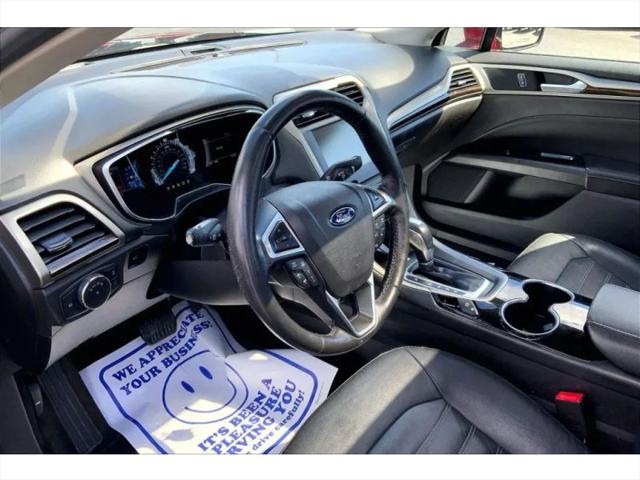 2016 Ford Fusion SE
