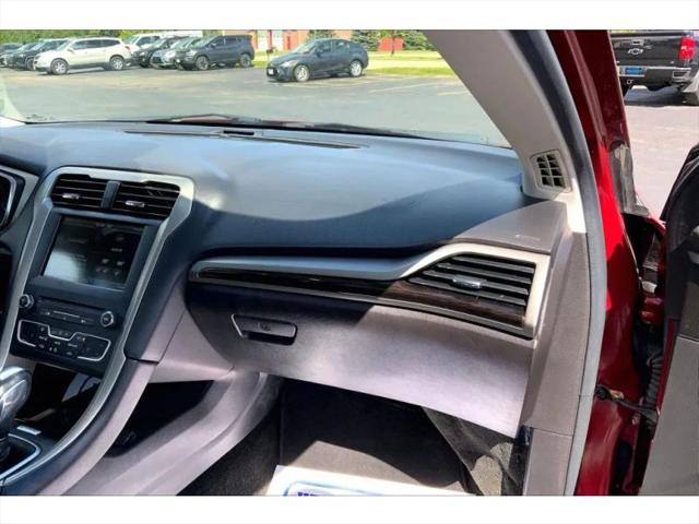 2016 Ford Fusion SE