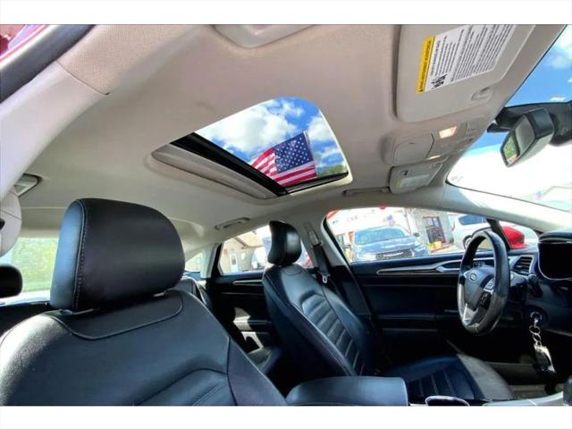 2016 Ford Fusion SE
