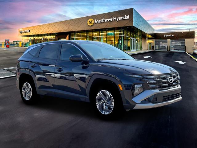 2026 Hyundai Tucson Hybrid Blue SE