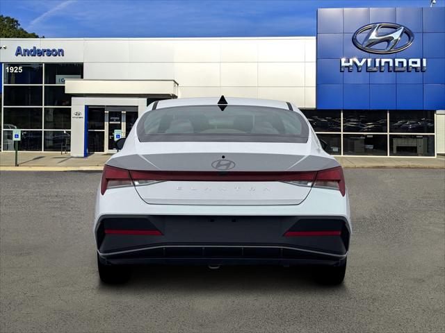 2026 Hyundai Elantra SE