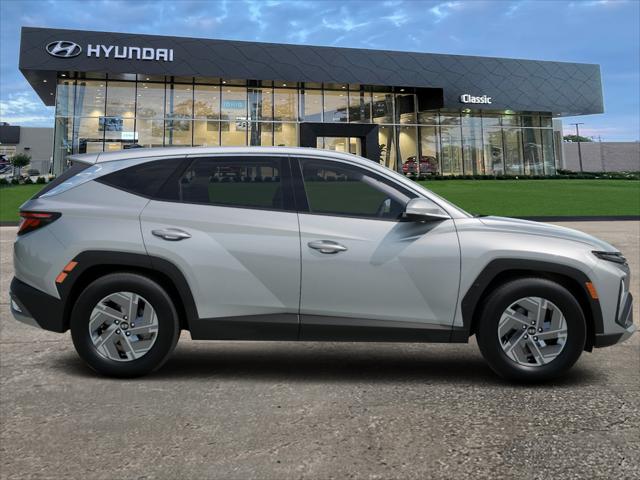 2026 Hyundai Tucson Hybrid Blue SE