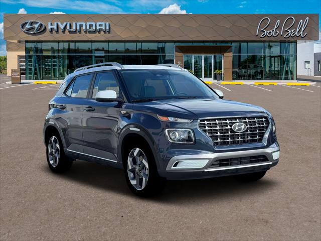 2026 Hyundai Venue SEL w/Two-Tone Roof