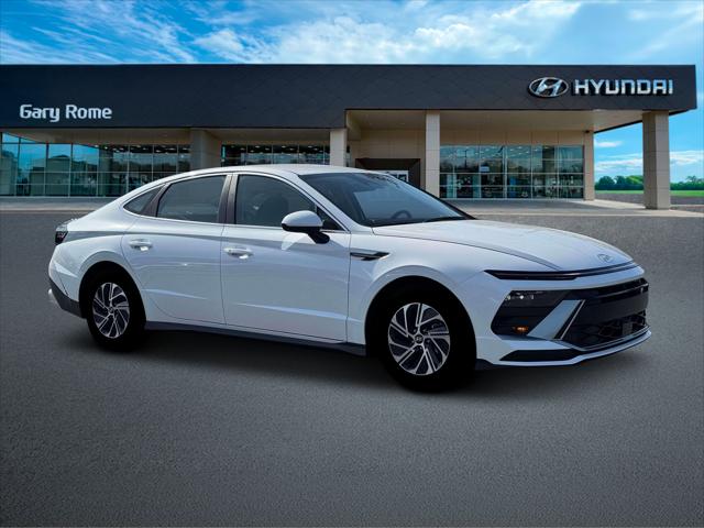 2026 Hyundai Sonata Hybrid Blue