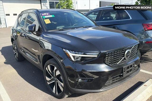 2024 Volvo XC40 B5 Plus Dark Theme for sale in Eugene, OR