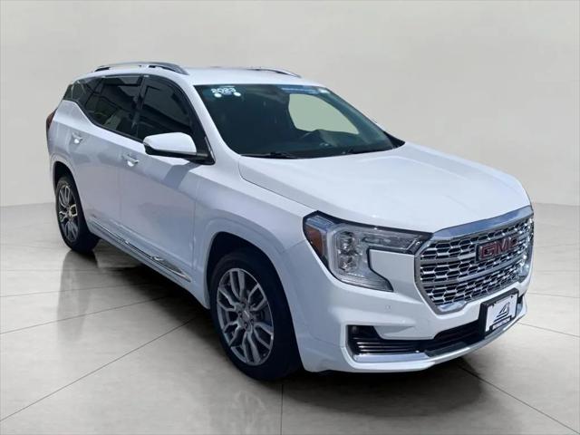 2023 GMC Terrain AWD Denali for sale in Green Bay, WI
