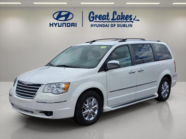 2009 Chrysler Town & Country Limited for sale in Columbus, OH