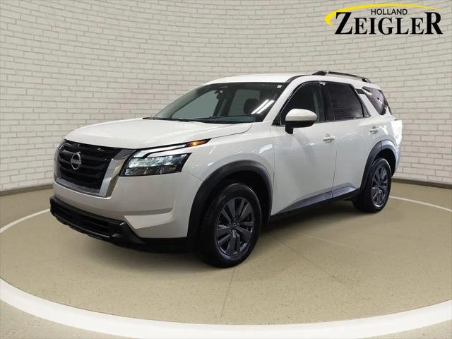 2024 Nissan Pathfinder SV 4WD for sale in Holland, MI