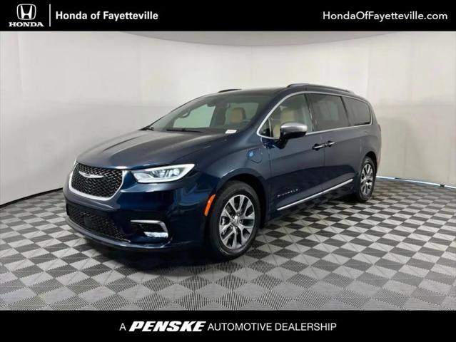 2023 Chrysler Pacifica Hybrid Pinnacle for sale in Fayetteville, AR
