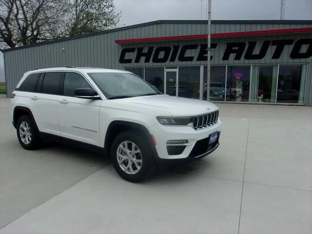 2023 Jeep Grand Cherokee Limited 4x4 for sale in Carroll, IA