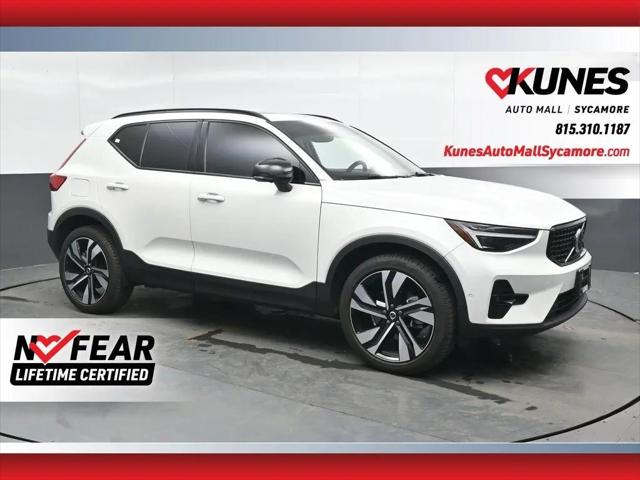 2023 Volvo XC40 B5 Ultimate Dark Theme for sale in Sycamore, IL