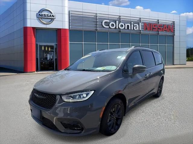 2021 Chrysler Pacifica Limited AWD for sale in Medford, MA