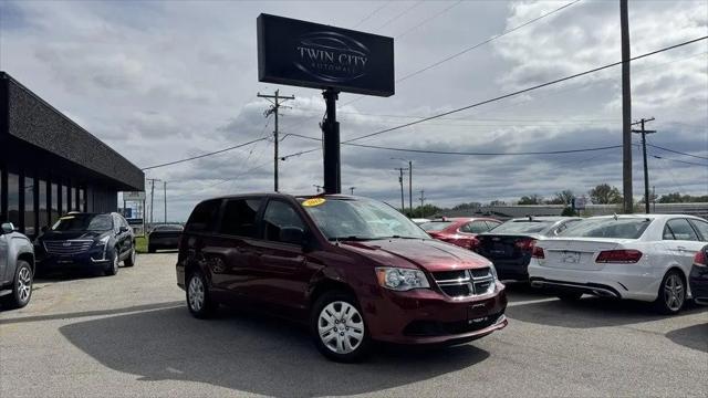 2018 Dodge Grand Caravan SE for sale in Bloomington, IL