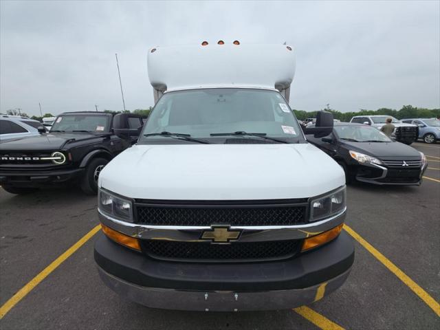 2021 Chevrolet Express Cutaway Work Van