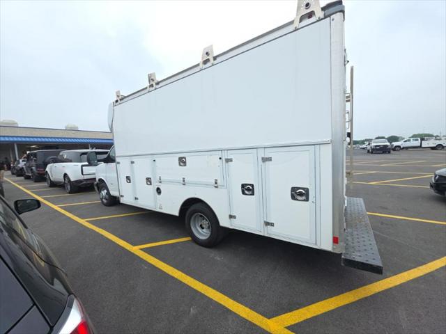 2021 Chevrolet Express Cutaway Work Van