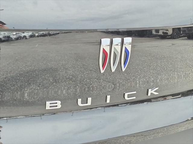 2026 Buick NV Preferred FWD