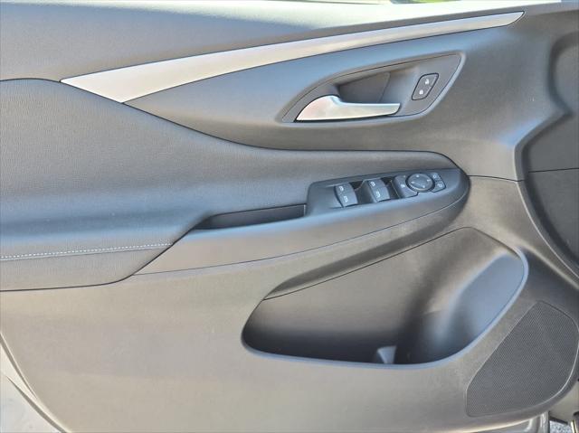 2026 Buick NV Preferred FWD