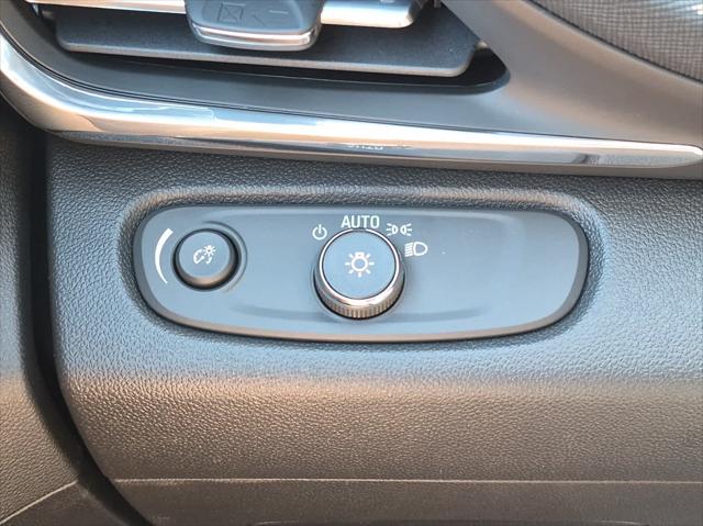 2026 Buick NV Preferred FWD