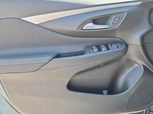 2026 Buick NV Preferred FWD