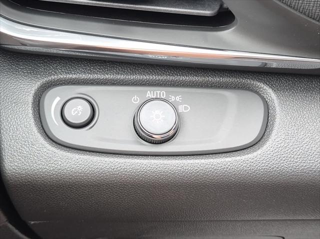 2026 Buick NV Preferred FWD
