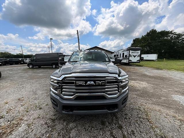 2026 RAM 5500 Chassis RAM 5500 BIG HORN CHASSIS CREW CAB 4X4 60 CA