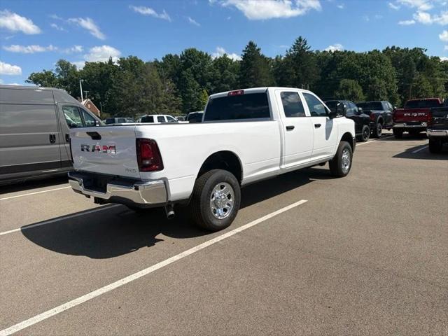 2026 RAM Ram 3500 RAM 3500 TRADESMAN CREW CAB 4X4 8 BOX