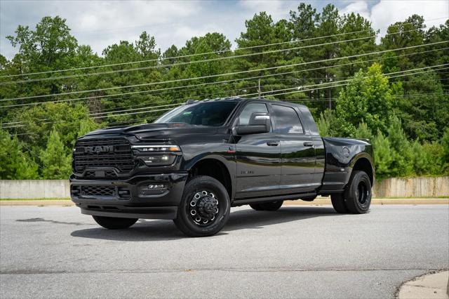 2026 RAM Ram 3500 RAM 3500 LARAMIE MEGA CAB 4X4 64 BOX