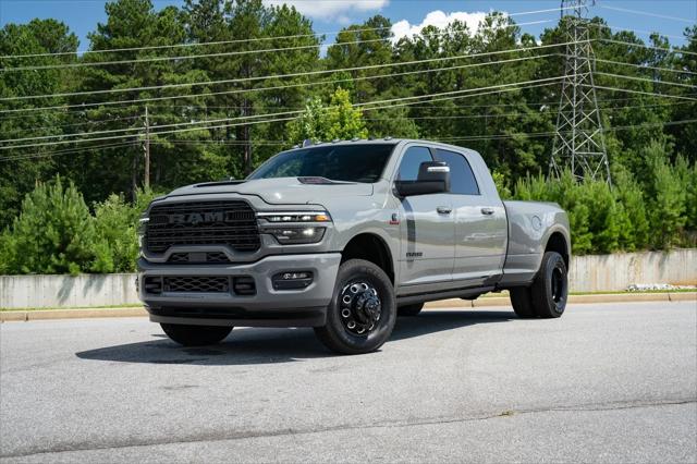 2026 RAM Ram 3500 RAM 3500 LARAMIE MEGA CAB 4X4 64 BOX