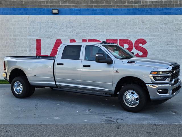 2026 RAM Ram 3500 RAM 3500 TRADESMAN CREW CAB 4X4 8 BOX 2026 RAM Ram 3500 RAM 3500 TRADESMAN CREW CAB 4X4 8 BOX