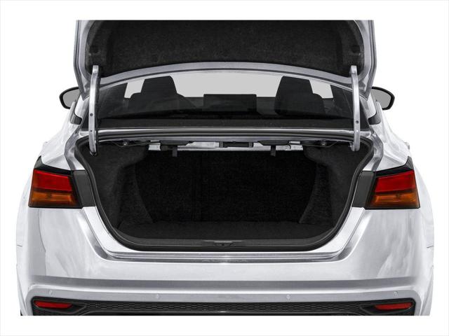 2026 Nissan Altima SR FWD