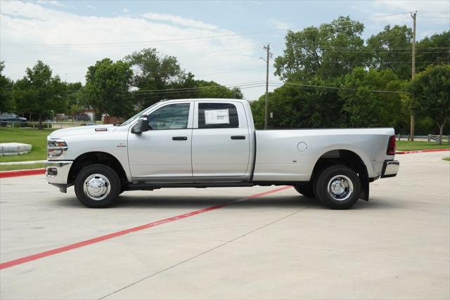 2026 RAM Ram 3500 RAM 3500 TRADESMAN CREW CAB 4X4 8 BOX