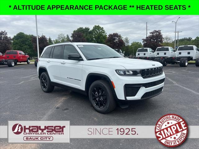 2026 Jeep Grand Cherokee Altitude 4x4 for sale in Sauk City, WI
